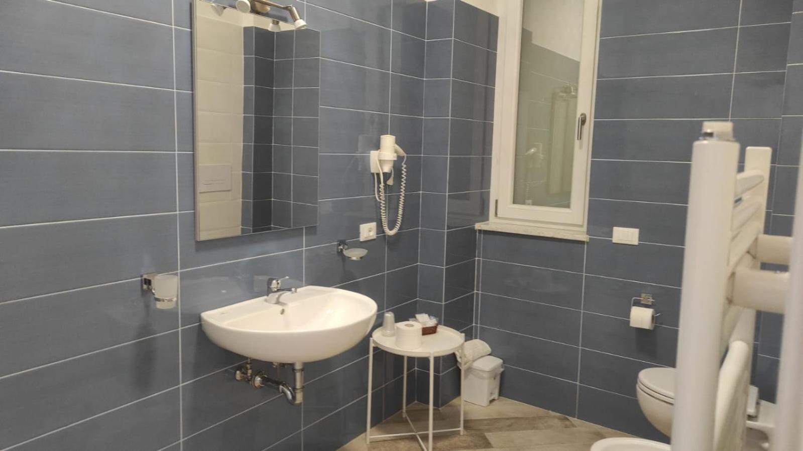 La Perla Del Tirreno Guest House サプリ エクステリア 写真