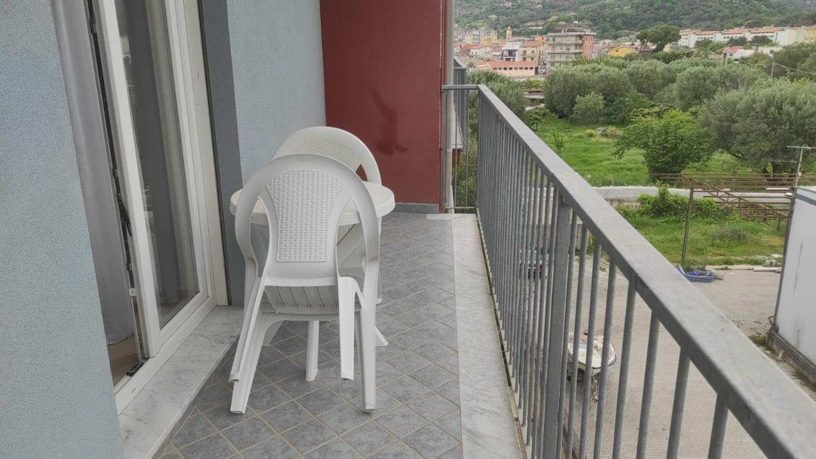 La Perla Del Tirreno Guest House サプリ エクステリア 写真