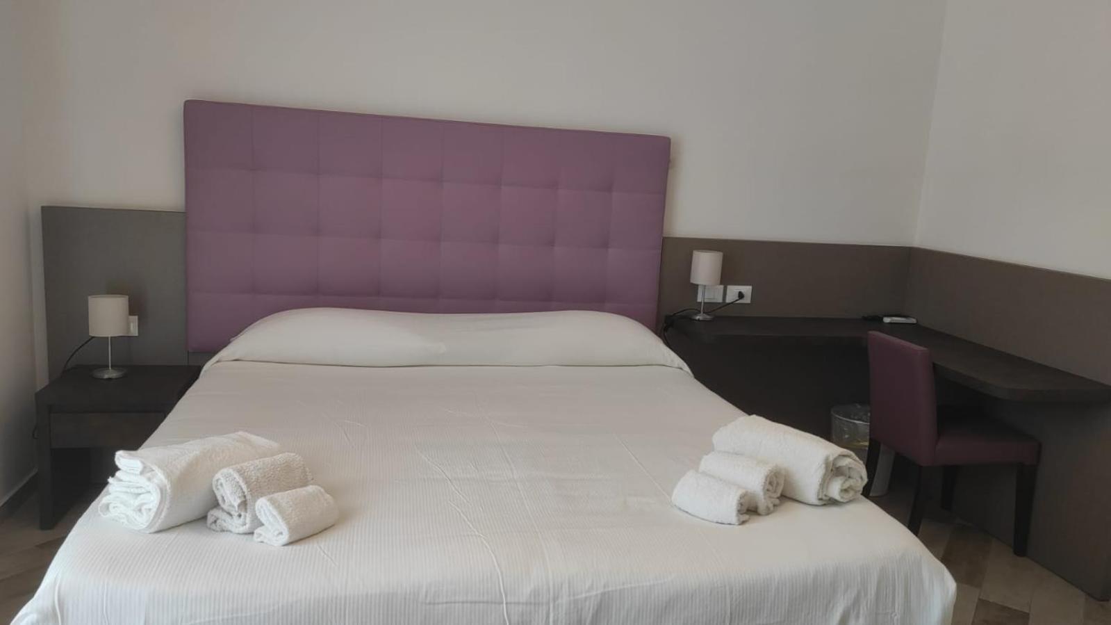 La Perla Del Tirreno Guest House サプリ エクステリア 写真